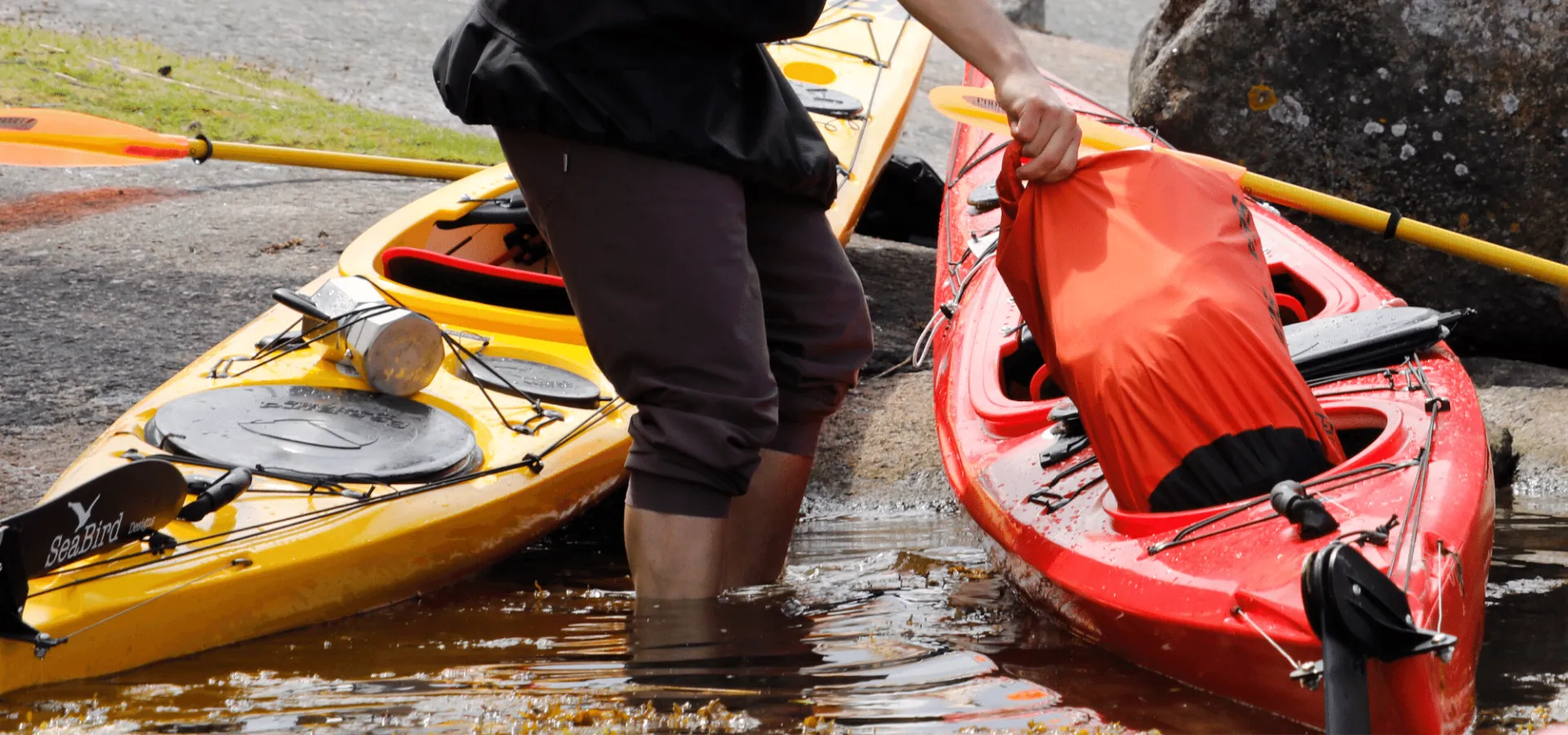 Paddlare som letar äventyr i Blekignes skärgård