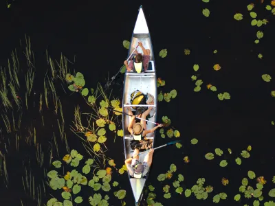 Kajakpaddling i Halen, fotad med en drönare.