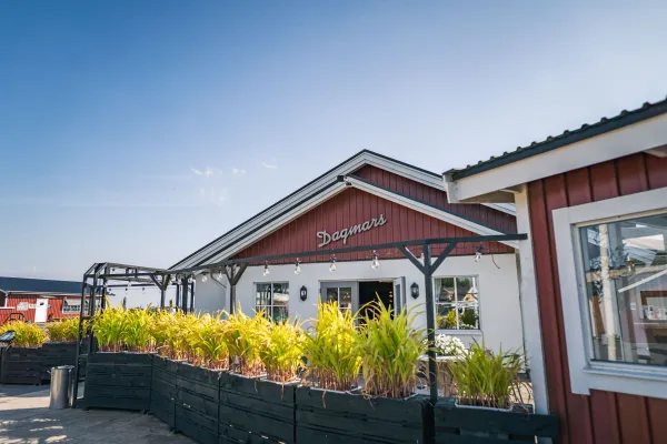 Hennings Rökeri o Fiskaffär 