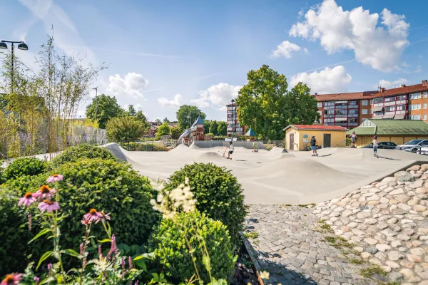 Skejtan - skateboardbana