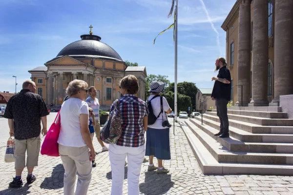Guidning i bergrum under Karlskrona