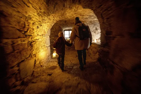 Guidad tur - Kura Skymning på Drottningskärs kastell