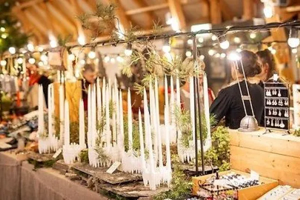 Julmarknad  i Slottslängorna