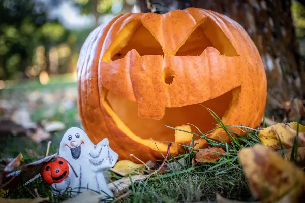 Halloweenpyssel på Jämshögs bibliotek