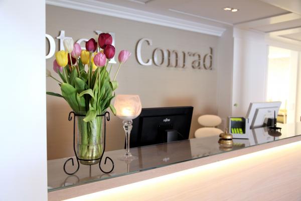 Hotel Conrad