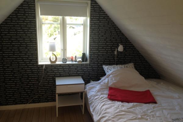 Cottage with 4+2 beds - Hällevik