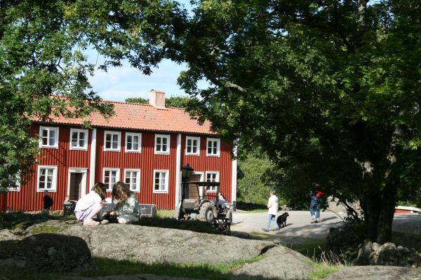 Tjärö hotel and youth hostel