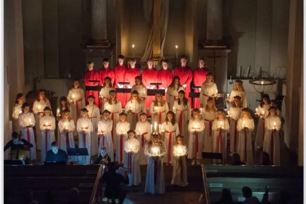 Luciahögtid i Fredrikskyrkan