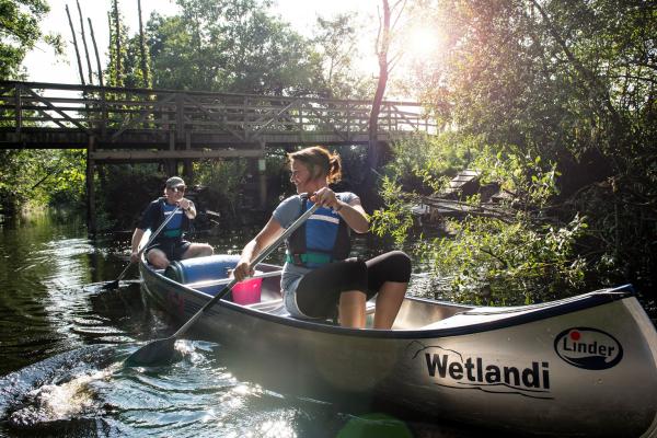 Wetlandi - rent canoes