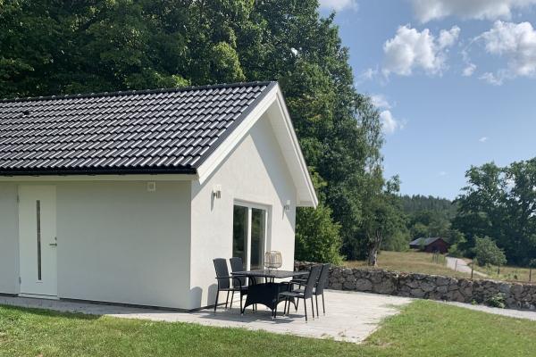 Newly built guesthouse by Mörrumsån