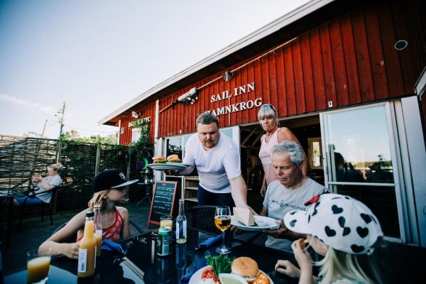 Sail Inn harbor tavern in Sandhamn