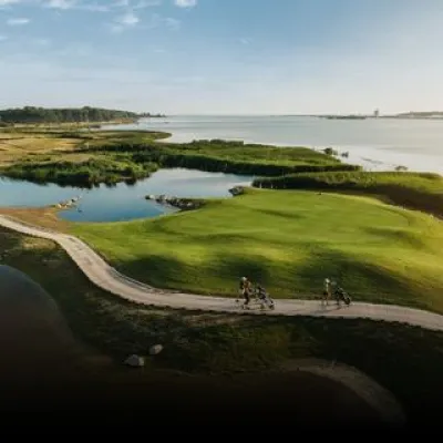 Kojbygge tillsammans med barnen